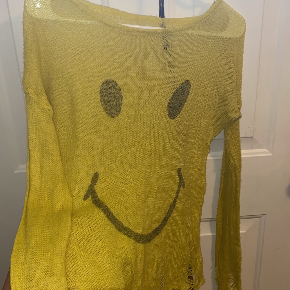 COPY - Vintage smiley face shirt